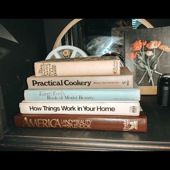 America Land of Beauty and Splendor Hardcover Book - Picture 1 of 10